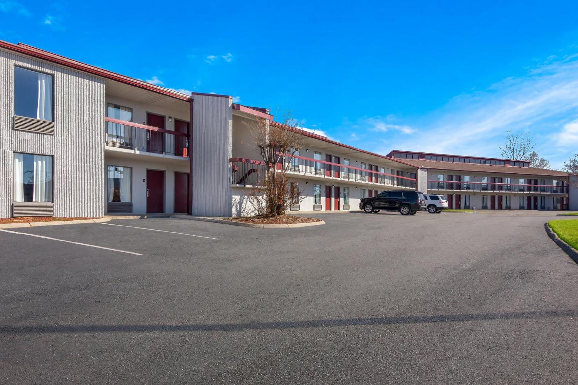 Red Roof Inn & Suites Monroe, Nc Eksteriør bilde